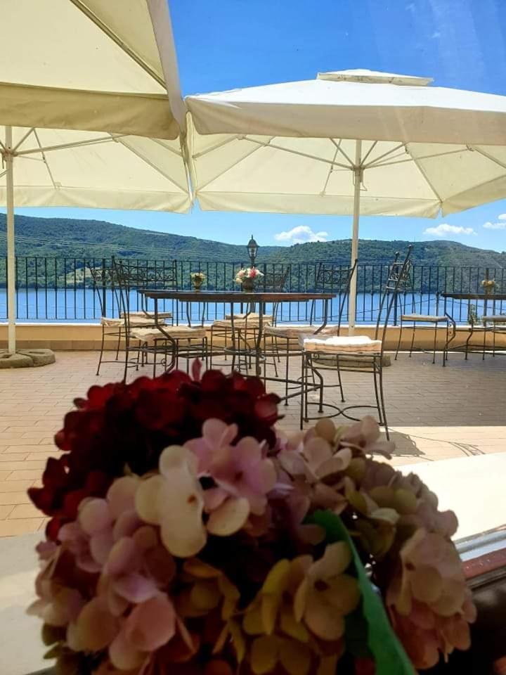 Pensiunea Casa Mircea & Restaurant Ieşelniţa Kültér fotó